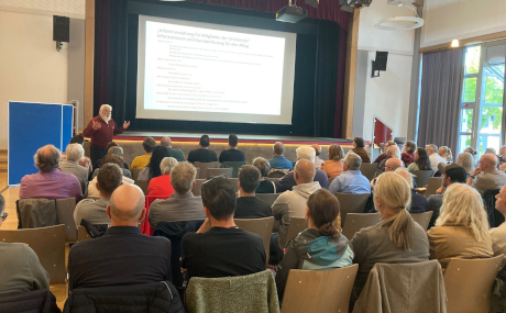 Fritz Dänner, Ortsvorsteher des Schlüchterner Stadttteils Klosterhöfe, berichtete aus der Praxis.
